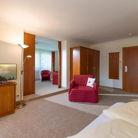 Hotel Glockenstuhl 4*