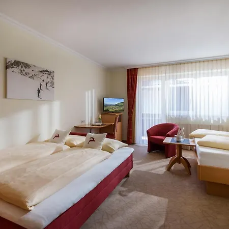 Glockenstuhl Hotel 4*